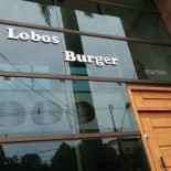 Lobos Burger Exterior