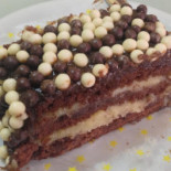 Bela Cake food