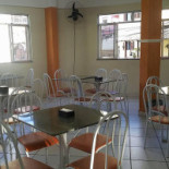 Flor De Lis Prosa E Café Innen