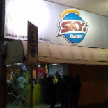 Sky's Burger Exterior