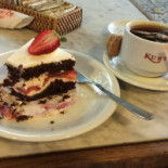 Confeitaria Kurt Doces E Tortas Nourriture