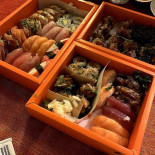Manekineko food