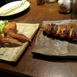 Omoide Sakaba Comida