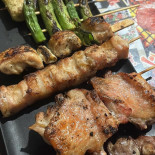 Omoide Sakaba Comida