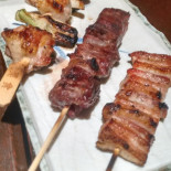 Omoide Sakaba Comida