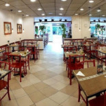 Mosteiro Dévakan Dentro
