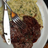 Agello Cucina Nourriture