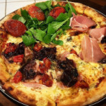 Casale di Pizza Nourriture