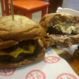 Hamburgueria 88 Comida