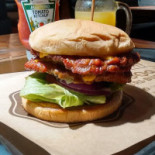 Tri Burger Food