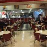 Johnny Rockets À l'intérieur