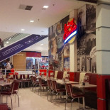 Johnny Rockets À l'intérieur