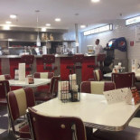 Johnny Rockets À l'intérieur