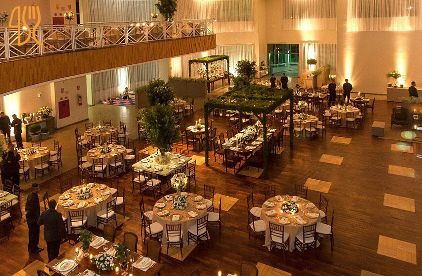 Buffet Status Dentro