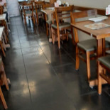 Asami Sushi Dentro