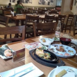 Asami Sushi Dentro