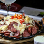 Jim Jones Pub Comida