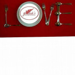 Yukui Sushi Logo