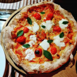 Carlotta Pizzeria (pizzaria) food