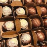 Kostbar Chocolates E Amigos Boisson