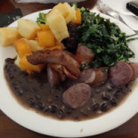 Saint Ville Comida