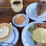 Blum's Kaffee Cafeteria Nourriture