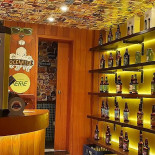 Cerva Cia À l'intérieur
