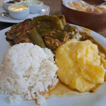 Restaurante Salsa e Cebolinha Comida