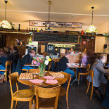 Do Buraco À l'intérieur