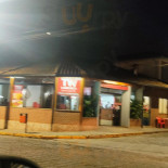 Tw- Lanches Exterior