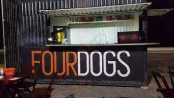 Four Dogs Premium food