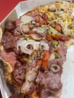 La Romana Pizzaria food