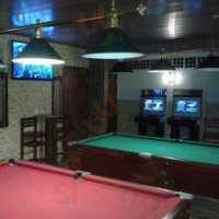 Adega Snooker inside