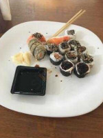 Sushi Dara food