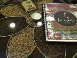 Le Caffes Especiais food