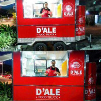D'ale Food Truck outside