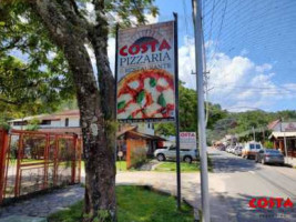 Costa Pizzaria outside