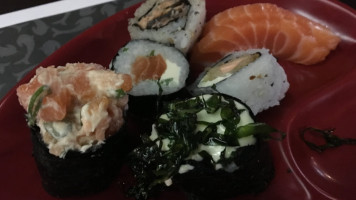 Quindai Sushi Lounge food
