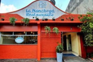 La Manchega Ltda outside