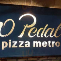 O Pedal Pizza Metro food