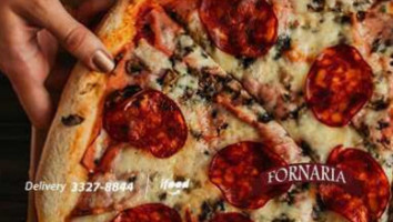 Pizzaria Fornaria food
