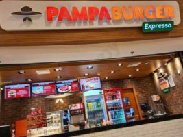 Pampa Burger inside