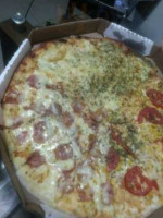 Pizzarela Pizzaria E food