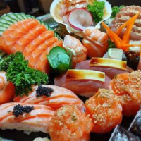 Ishi Mar Sushi food