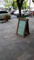 Flor Do Grao Cafe outside