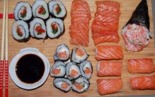 Kanoa Sushi inside