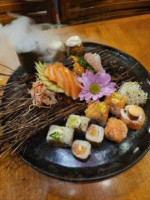 Sushi Naoto food