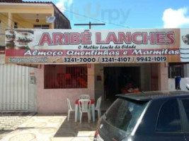 Aribe Lanches inside