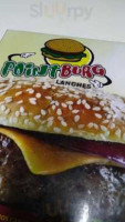 Point Burg Lanches inside