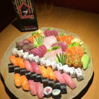 Taiken Sushi inside